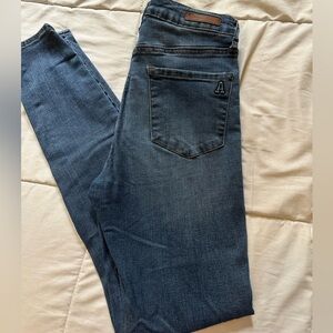 Articles of Society blue high rise jeans. Size 25